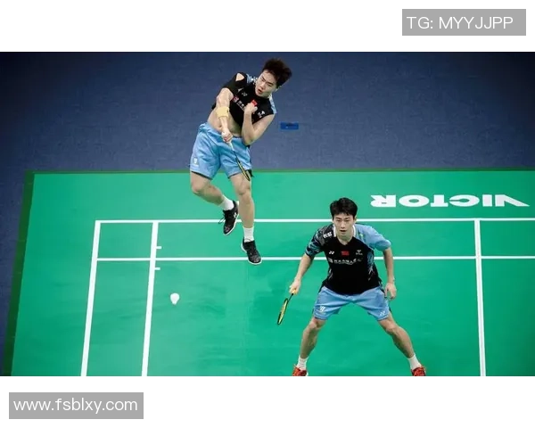 武汉羽毛球队与成都羽毛球队赛后复盘团队协作的成功与不足分析