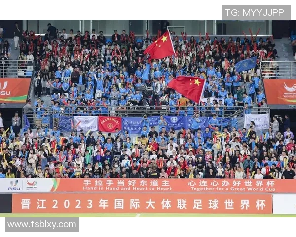 韩国足球明星朴智星的辉煌历程与对足球的热爱